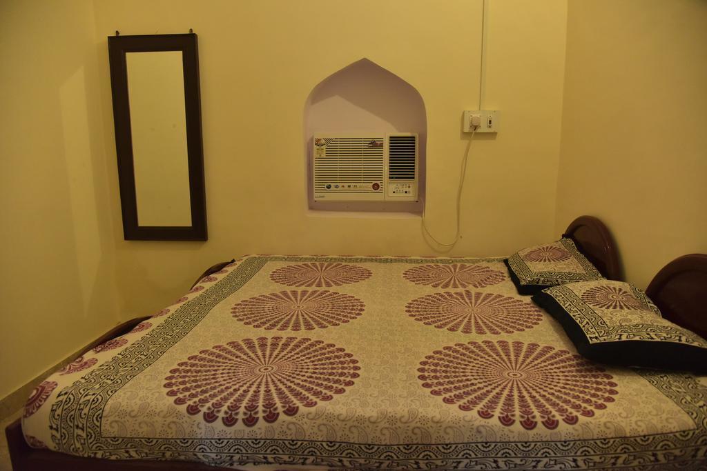 Hotel Burja Haveli 알와르 외부 사진